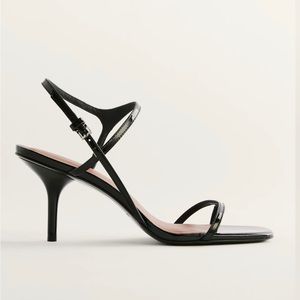 NWT Reformation Genni Strappy Heel Sandal in Black Patent